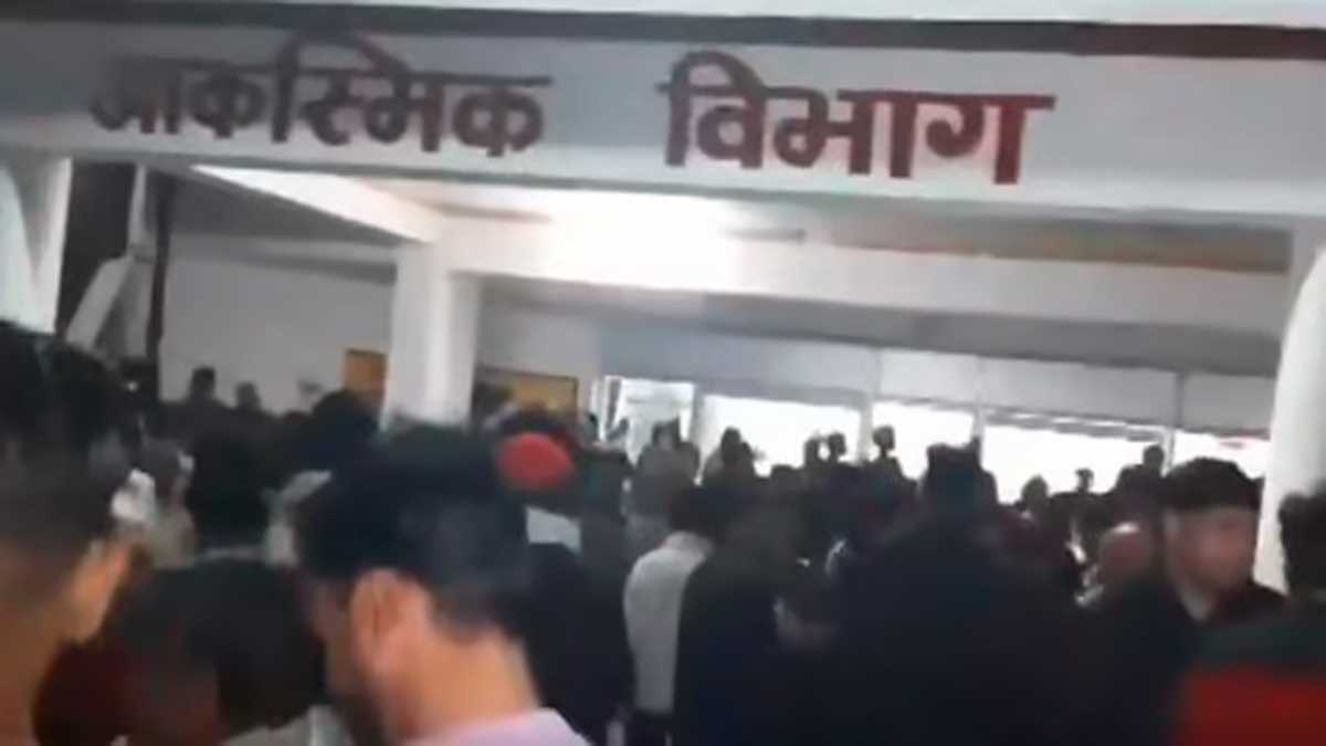 झांसी हादसा : सीएम योगी ने एनआईसीयू में हुई दुर्घटना पर दुख व्यक्त किया, मौके पर पहुंचे उपमुख्यमंत्री